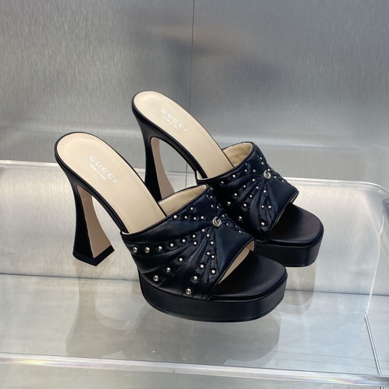 G*u*i high heels